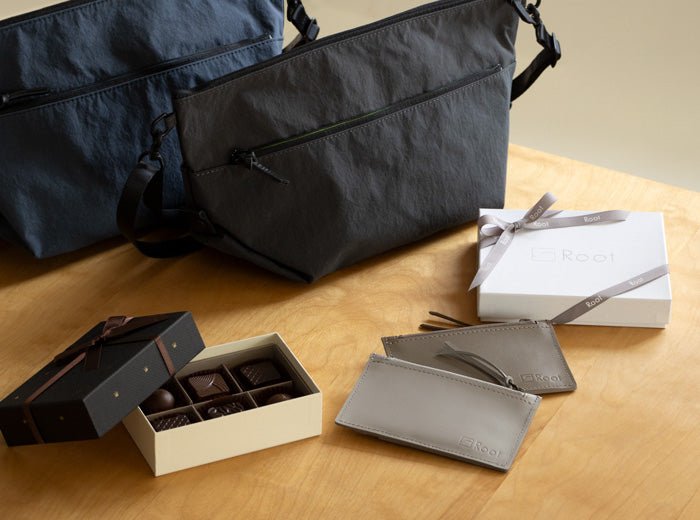 【バレンタイン2024】チョコと一緒に贈る、Rootの「おそろいプレゼント」 - Root (ルート)バッグ・鞄通販サイト-ずっと好きなもの、飾らないデザイン -