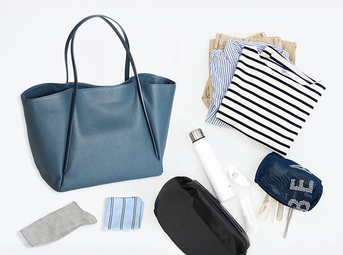 【旅行バッグの容量目安】トートバッグやリュックに入る量は? - Root (ルート)バッグ・鞄通販サイト-ずっと好きなもの、飾らないデザイン -