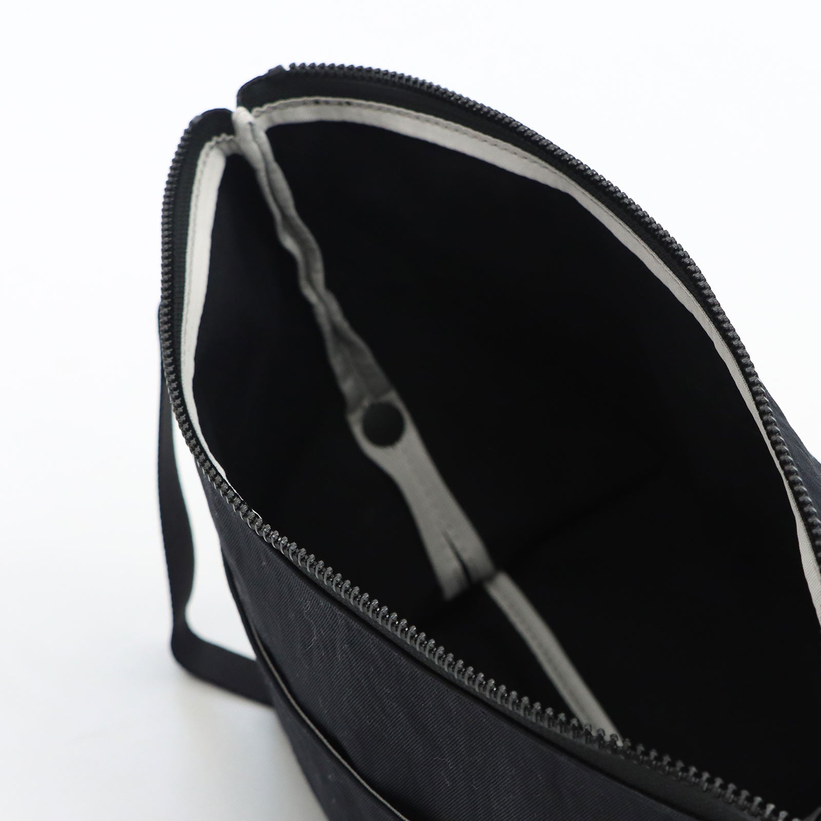 2wayサコッシュneo 「KONBU®️(コンブ)」ツイル - Root (ルート)バッグ・鞄通販サイト - ずっと好きなもの、飾らないデザイン -