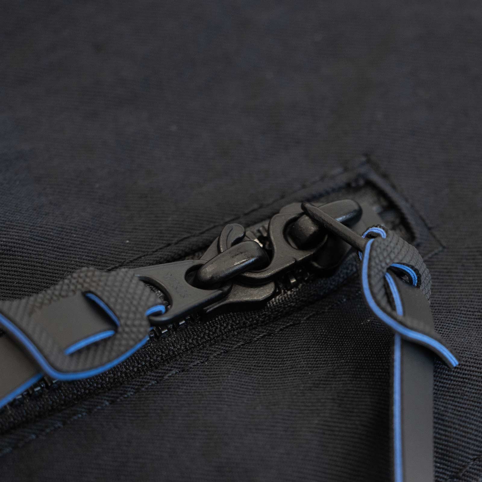 和ックパック grande 「KONBU®️(コンブ)ツイル」|KONBUバッグ(コンブバッグ) - Root (ルート)バッグ・鞄通販サイト - ずっと好きなもの、飾らないデザイン -