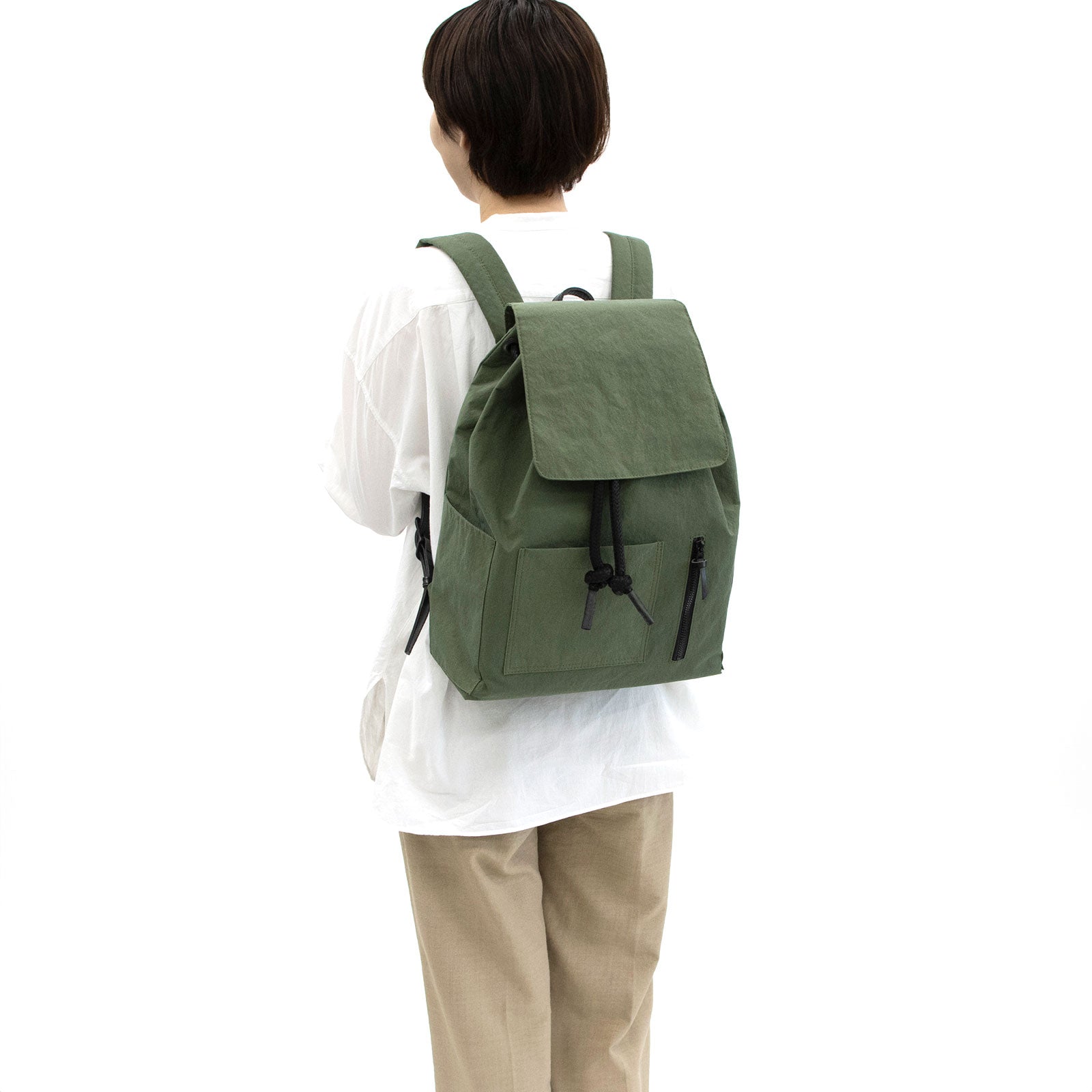 フラップリュック「KONBU®️(コンブ)」|KONBUバッグ(コンブバッグ) - Root (ルート)バッグ・鞄通販サイト-ずっと好きなもの、飾らないデザイン -
