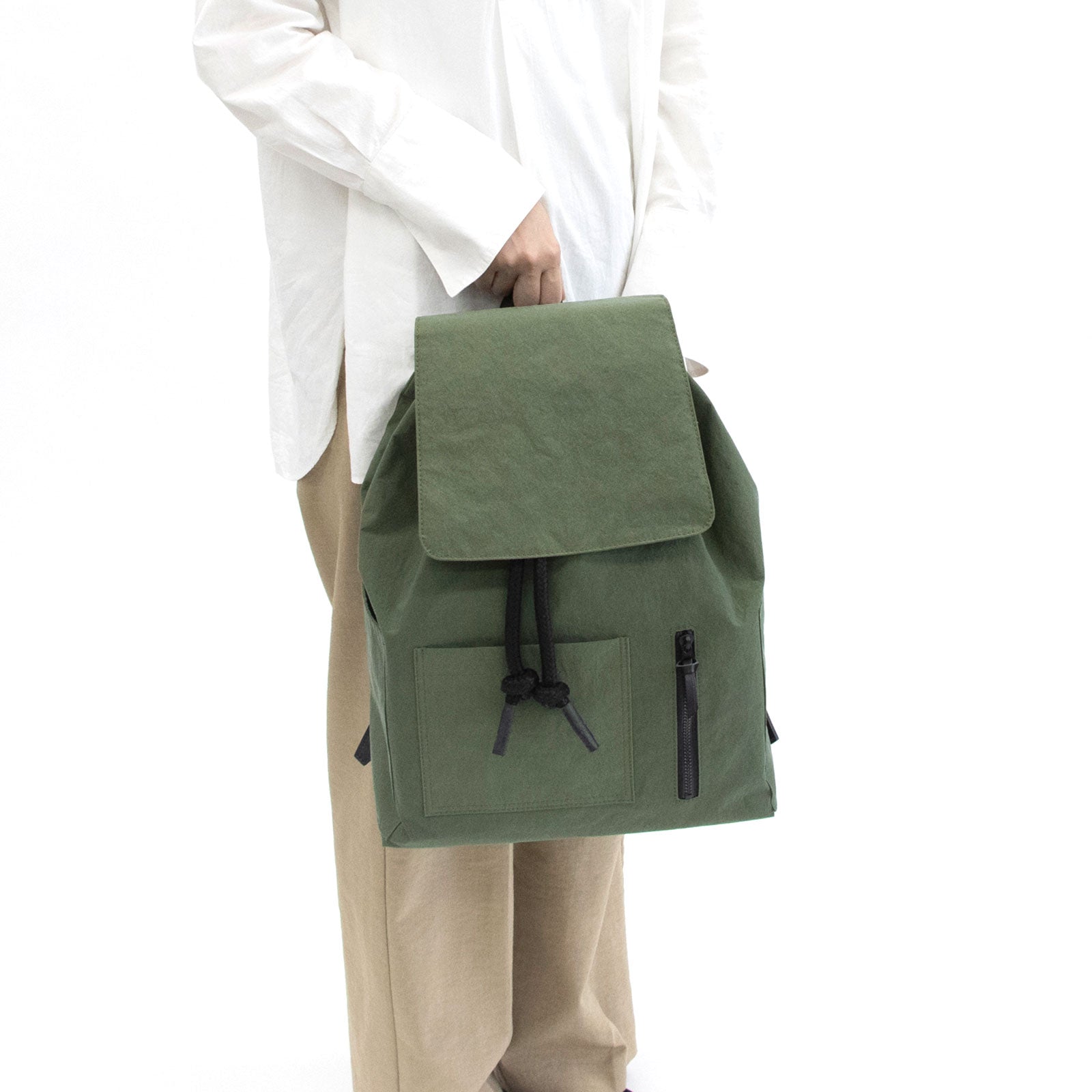 フラップリュック「KONBU®️(コンブ)」|KONBUバッグ(コンブバッグ) - Root (ルート)バッグ・鞄通販サイト-ずっと好きなもの、飾らないデザイン -