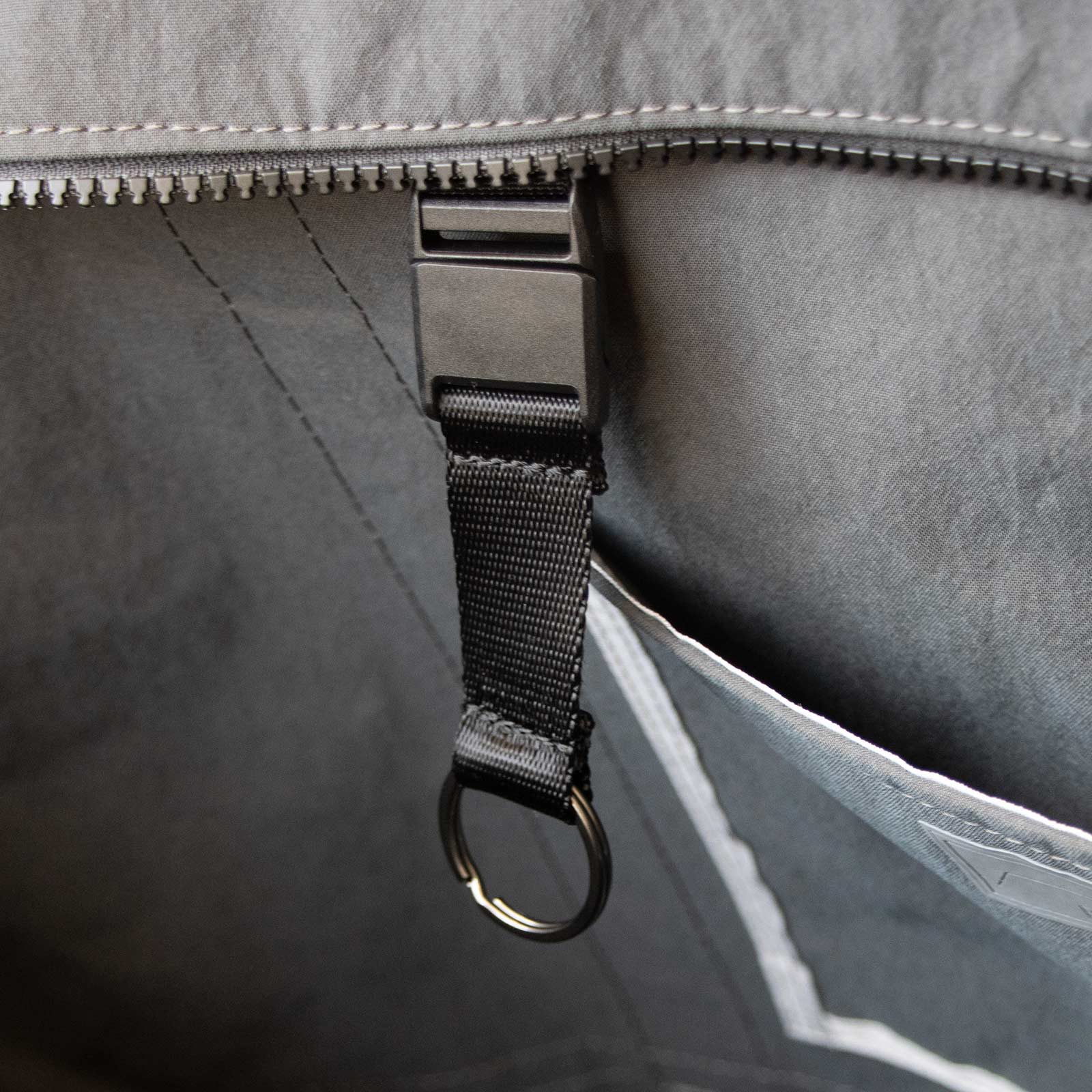 セイライトトートL 「KONBU®️(コンブ)」|KONBU®️バッグ(コンブバッグ) - Root (ルート)バッグ・鞄通販サイト - ずっと好きなもの、飾らないデザイン -