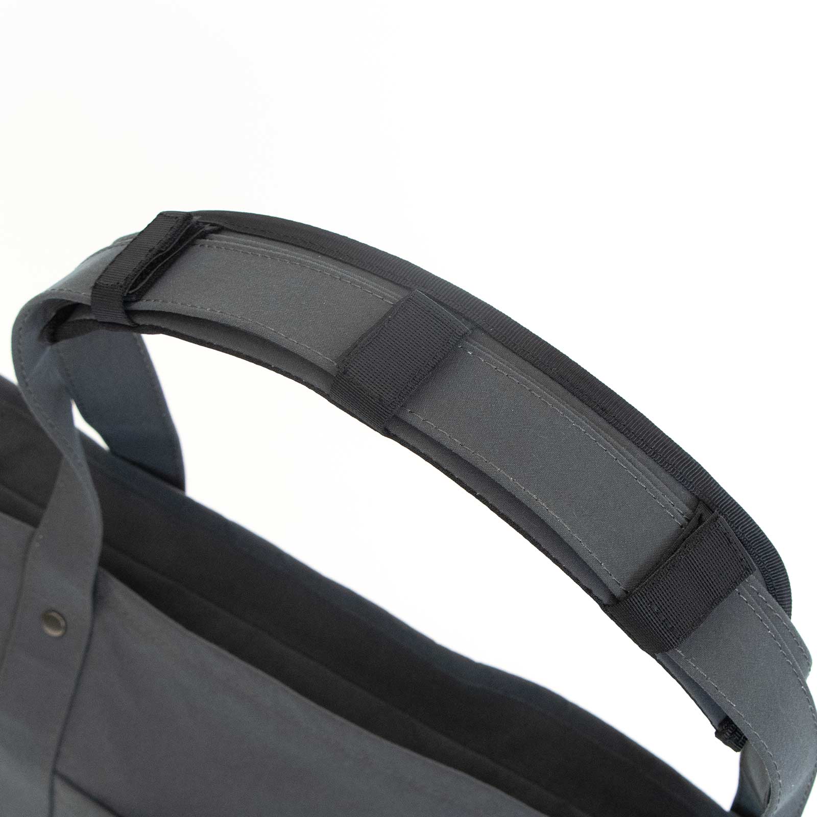 セイライトトートL 「KONBU®️(コンブ)」|KONBU®️バッグ(コンブバッグ) - Root (ルート)バッグ・鞄通販サイト - ずっと好きなもの、飾らないデザイン -