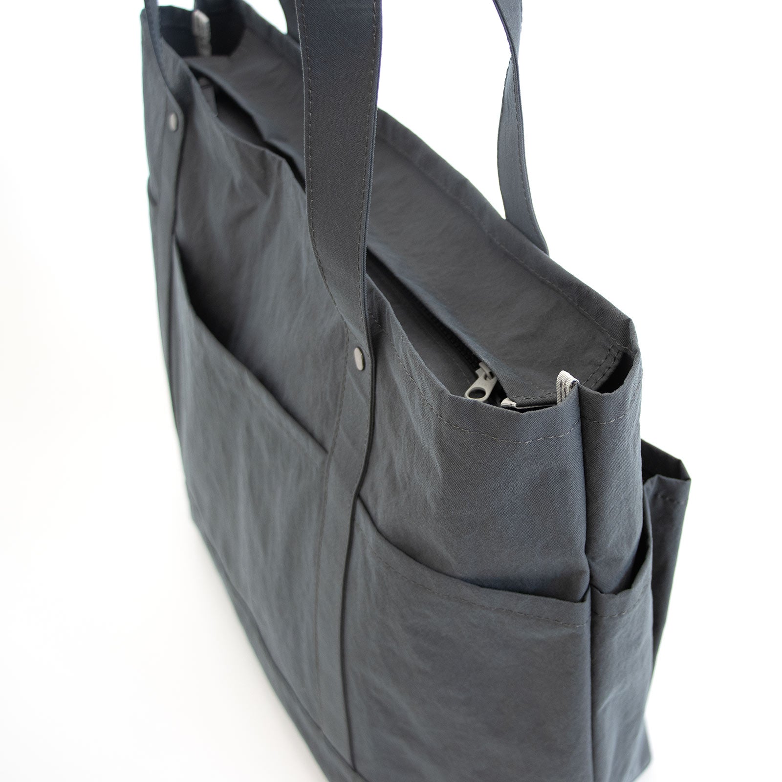 セイライトトートL 「KONBU®️(コンブ)」|KONBU®️バッグ(コンブバッグ) - Root (ルート)バッグ・鞄通販サイト - ずっと好きなもの、飾らないデザイン -