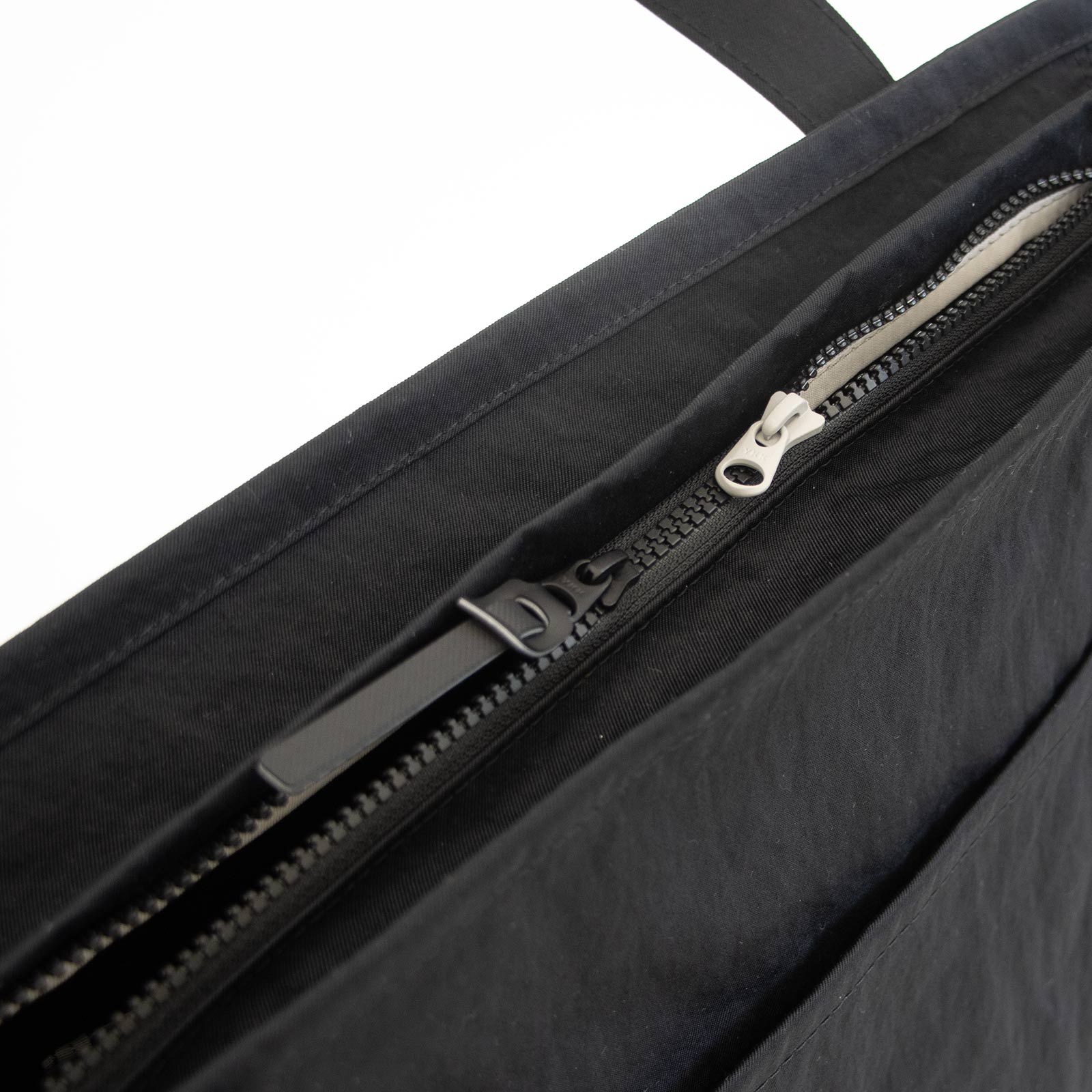 セイライトトートL 「KONBU®️(コンブ)」ツイル|KONBU®️バッグ(コンブバッグ) - Root (ルート)バッグ・鞄通販サイト - ずっと好きなもの、飾らないデザイン -