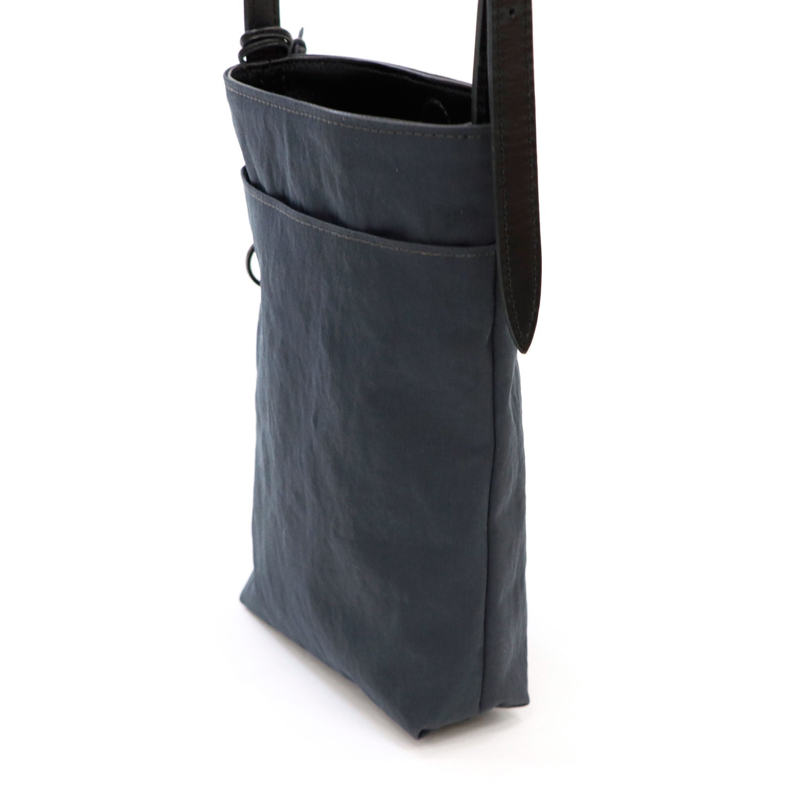 Mellow Phoneshoulder「KONBU®️(コンブ)ツイル」|KONBU®️バッグ(コンブバッグ) - Root (ルート)バッグ・鞄通販サイト-ずっと好きなもの、飾らないデザイン -