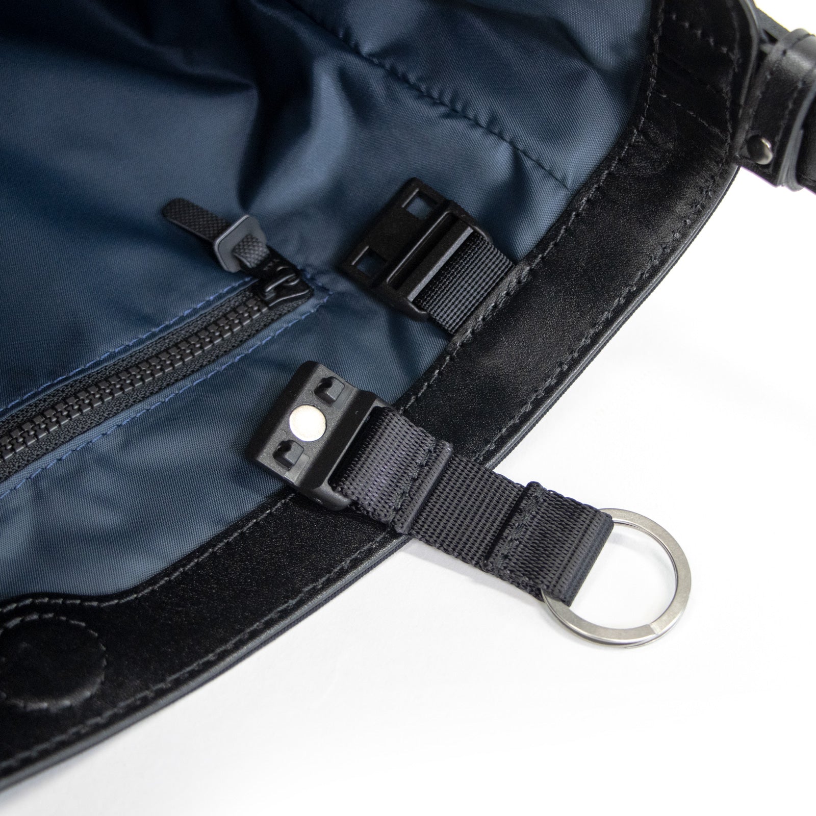 Mellow Shouldertote M「KONBU®️(コンブ)ツイル」|KONBU®️バッグ(コンブバッグ) - Root (ルート)バッグ・鞄通販サイト - ずっと好きなもの、飾らないデザイン -