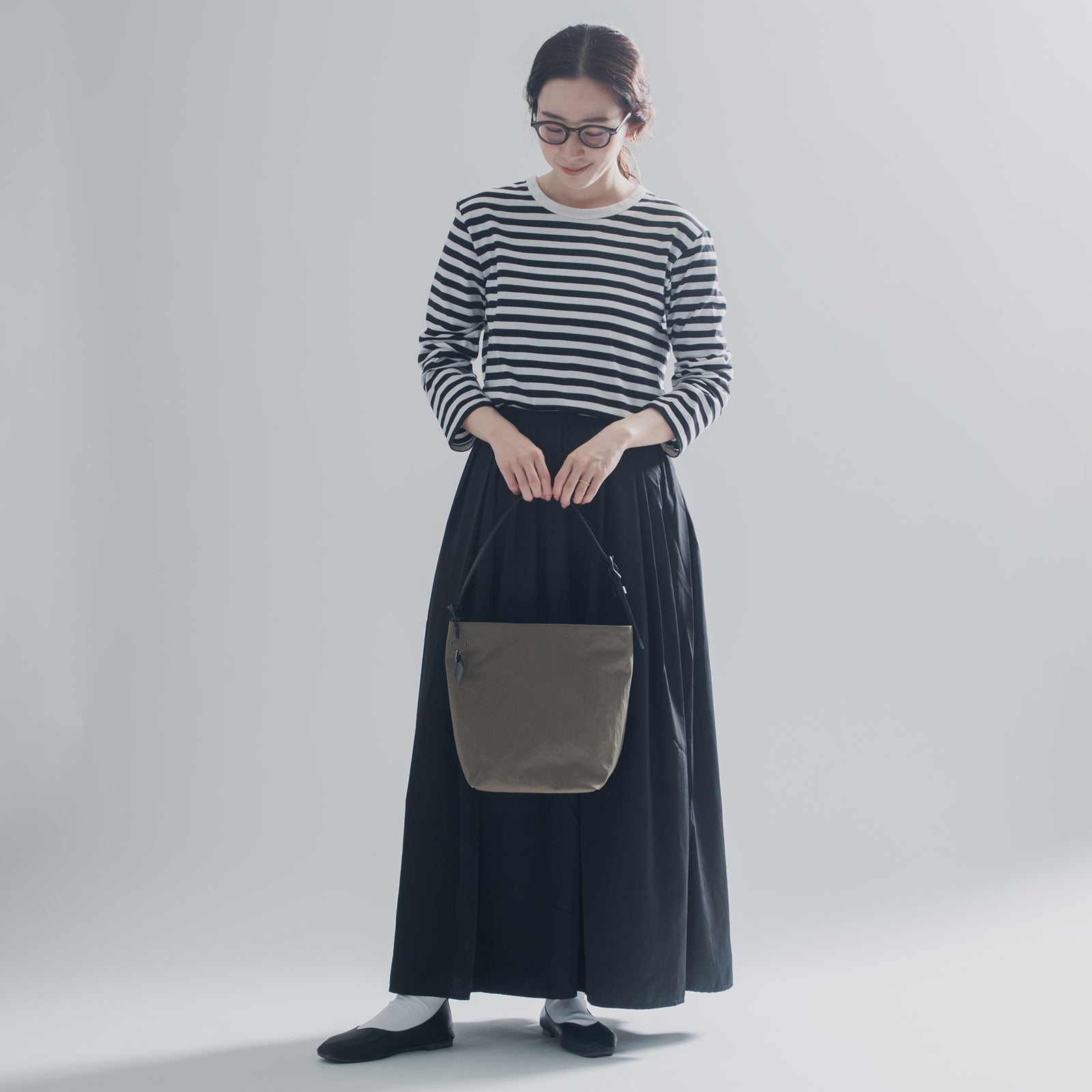 Mellow Shouldertote S「KONBU®️(コンブ)ツイル」|KONBU®️バッグ(コンブバッグ) - Root (ルート)バッグ・鞄通販サイト - ずっと好きなもの、飾らないデザイン -