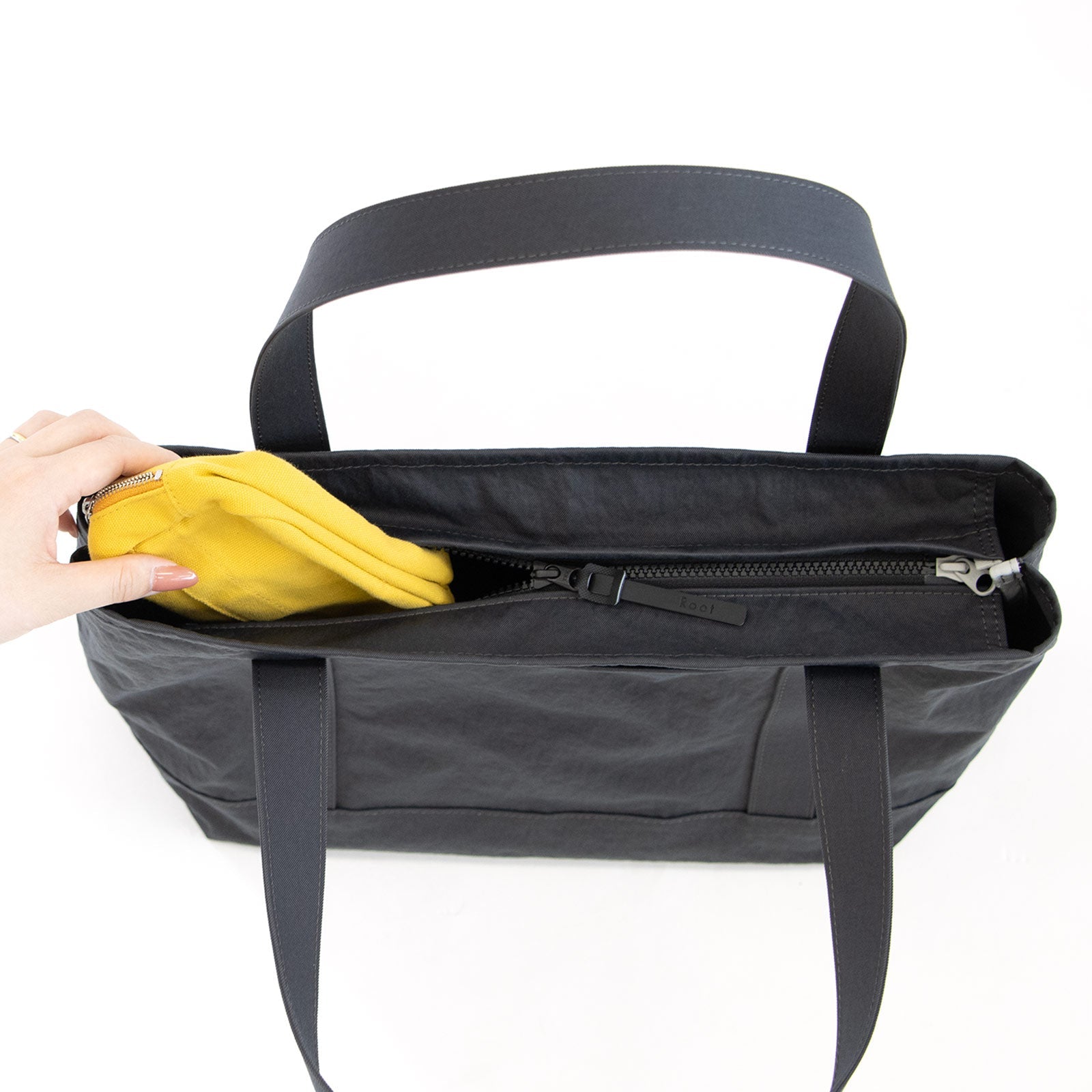 セイライトトートM「KONBU®️(コンブ)ツイル」|KONBU®️バッグ(コンブバッグ) - Root (ルート)バッグ・鞄通販サイト - ずっと好きなもの、飾らないデザイン -