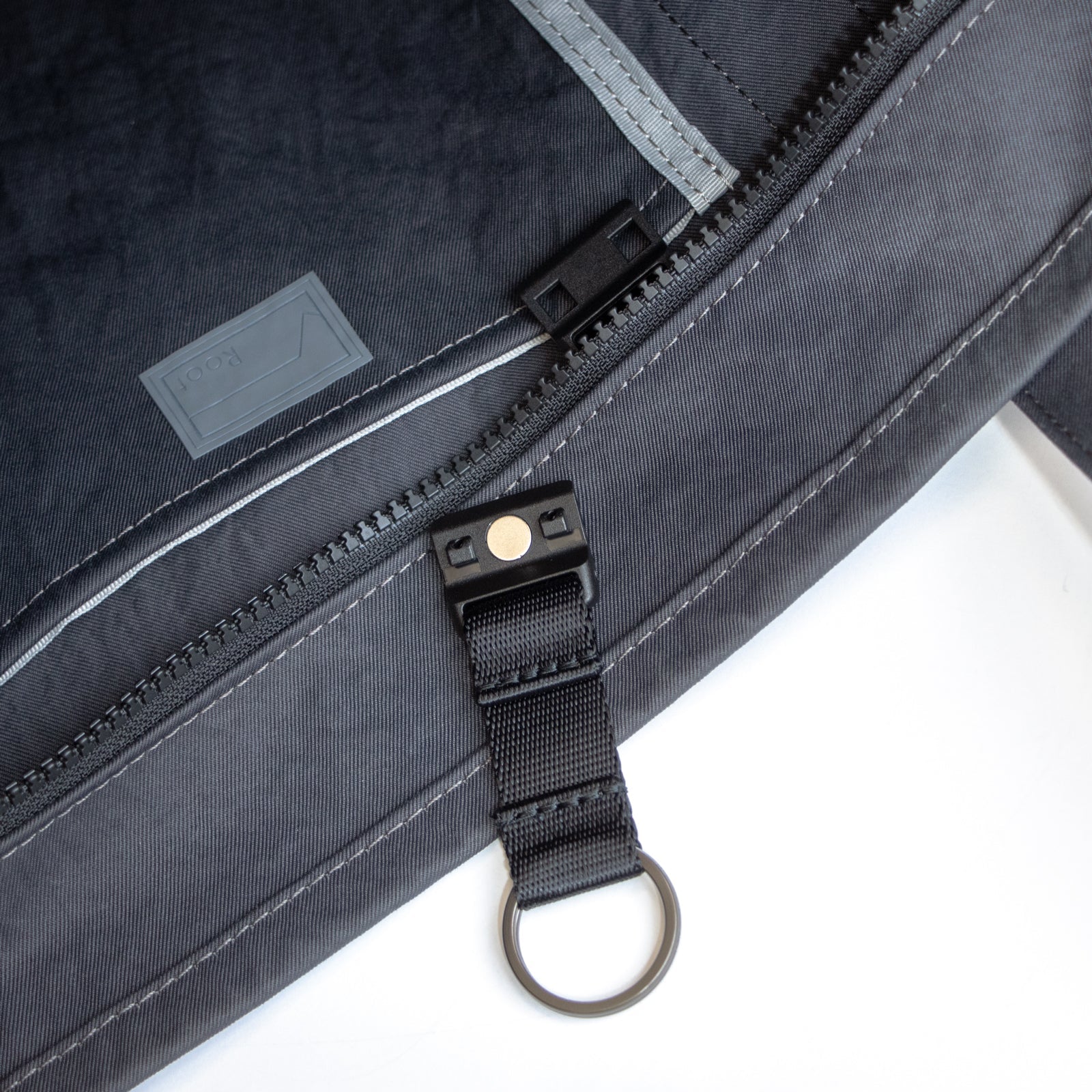 セイライトトートM「KONBU®️(コンブ)ツイル」|KONBU®️バッグ(コンブバッグ) - Root (ルート)バッグ・鞄通販サイト - ずっと好きなもの、飾らないデザイン -