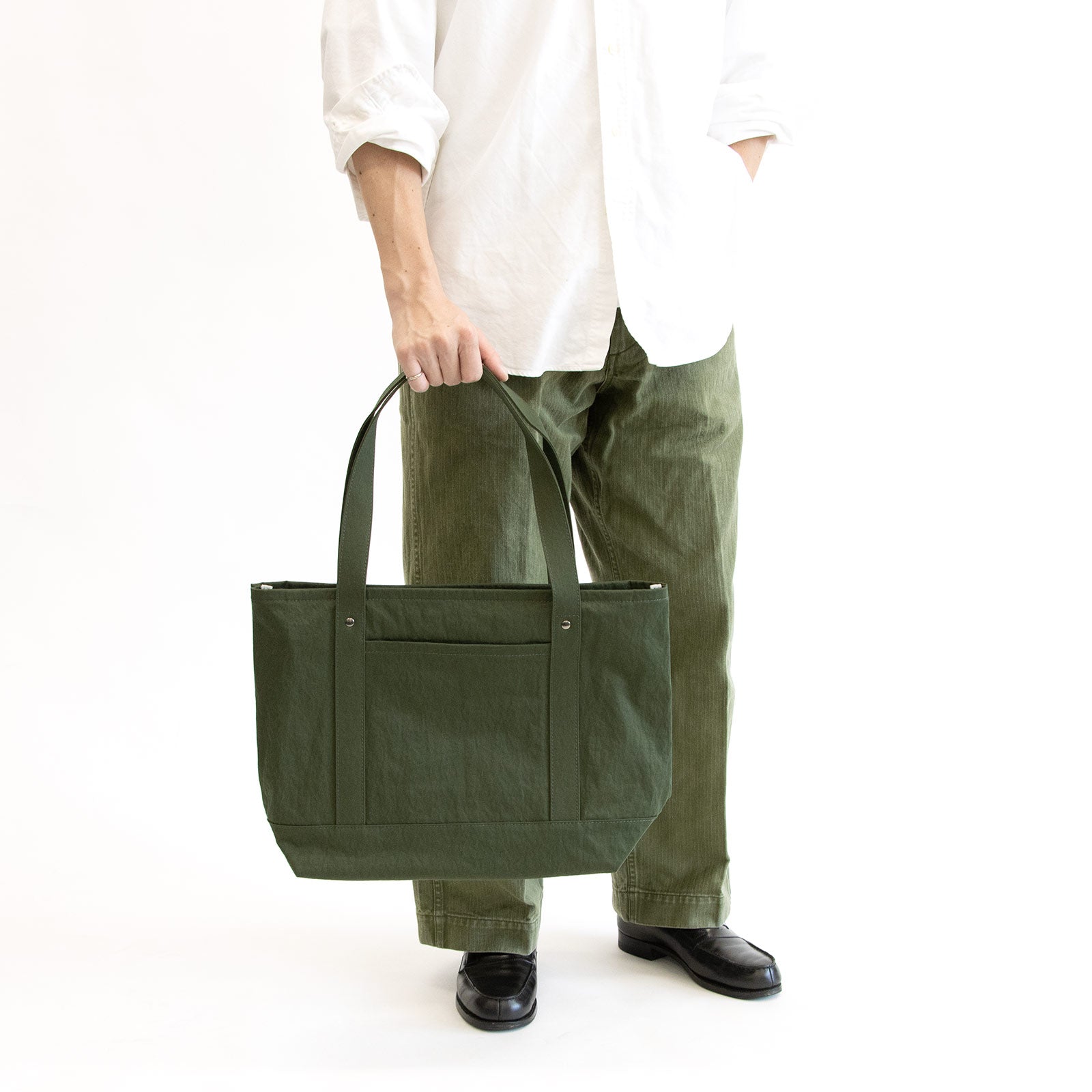 セイライトトートM「KONBU®️(コンブ)ツイル」|KONBU®️バッグ(コンブバッグ) - Root (ルート)バッグ・鞄通販サイト - ずっと好きなもの、飾らないデザイン -