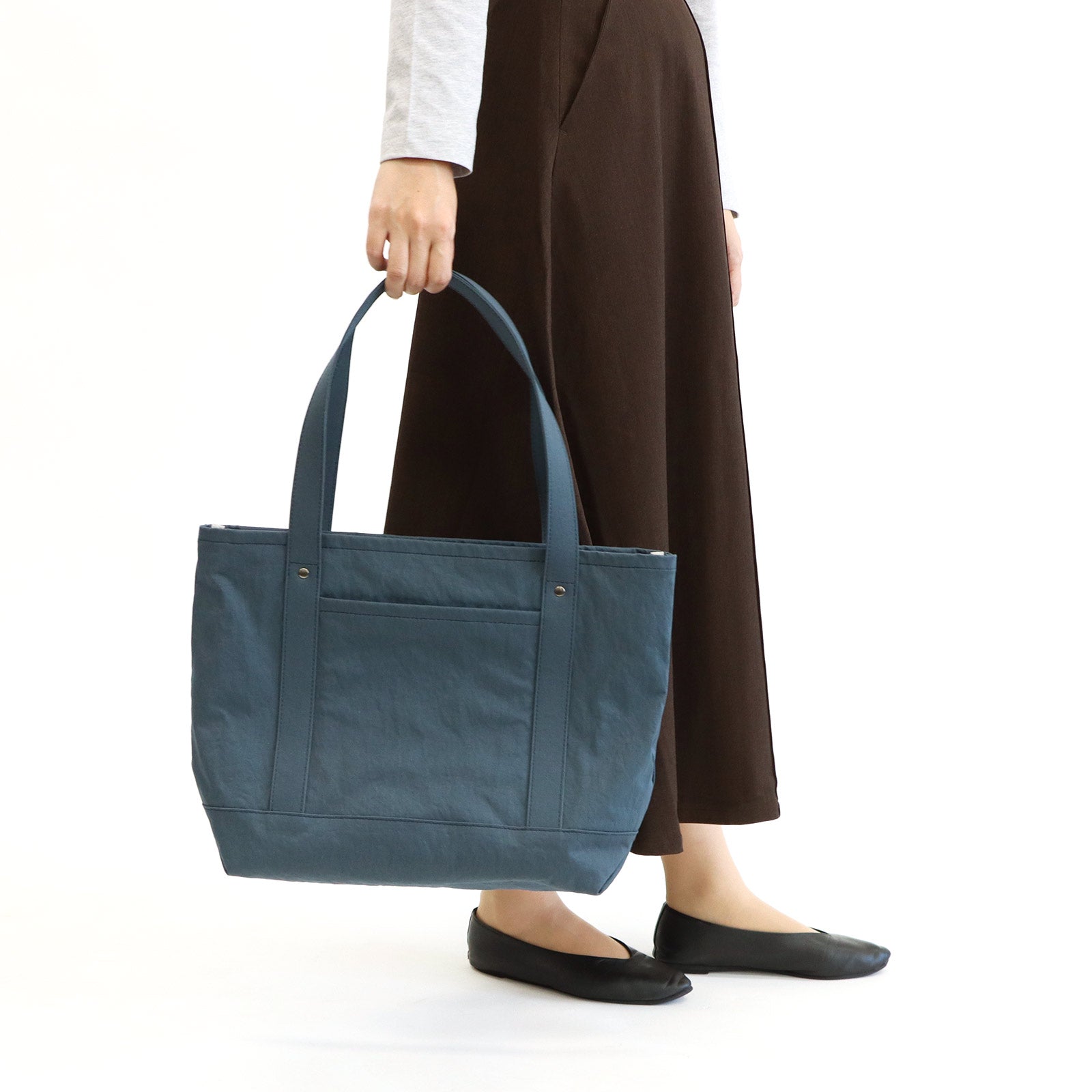 セイライトトートM「KONBU®️(コンブ)ツイル」|KONBU®️バッグ(コンブバッグ) - Root (ルート)バッグ・鞄通販サイト - ずっと好きなもの、飾らないデザイン -