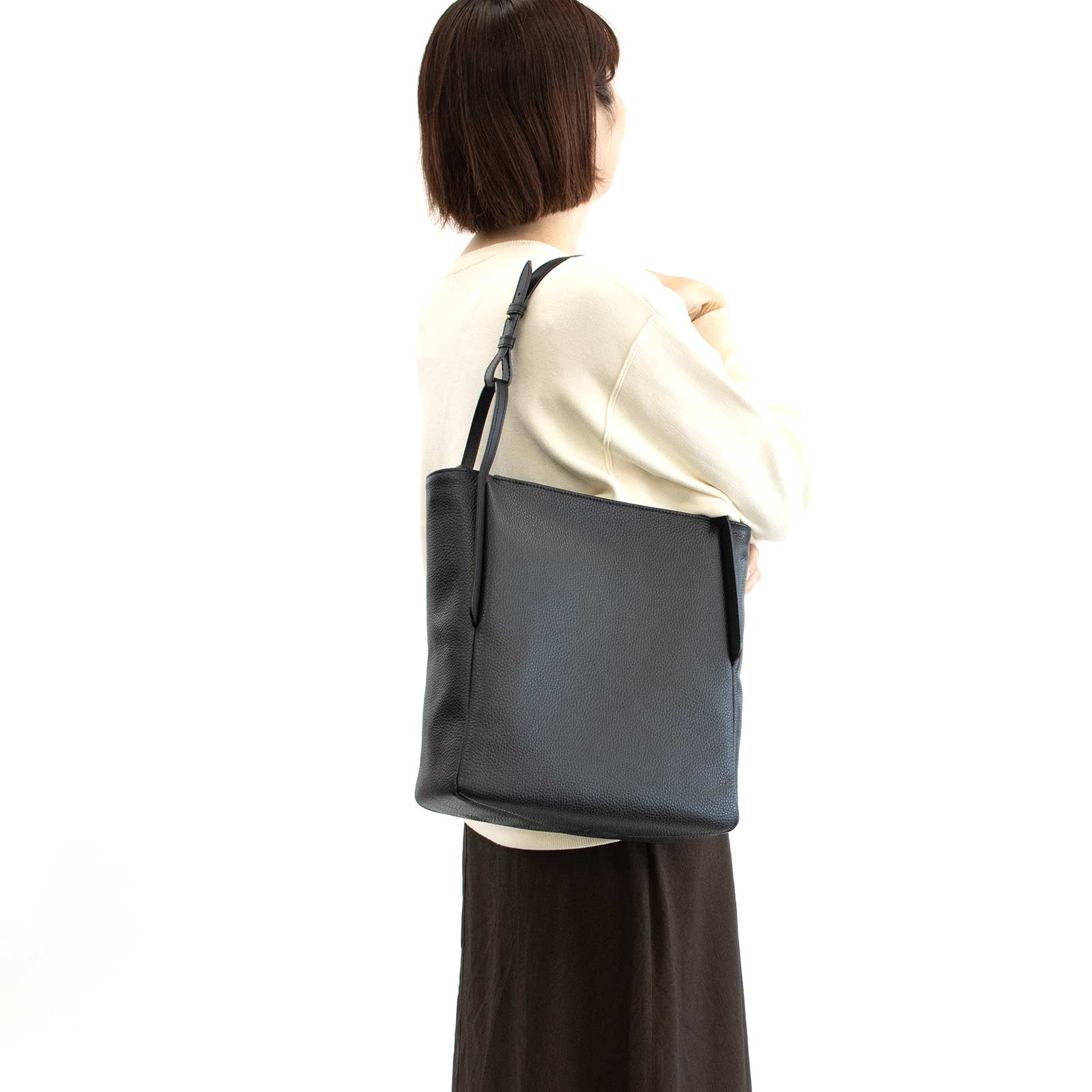 スムーストート - Swing - Root (ルート)バッグ・鞄通販サイト - ずっと好きなもの、飾らないデザイン -