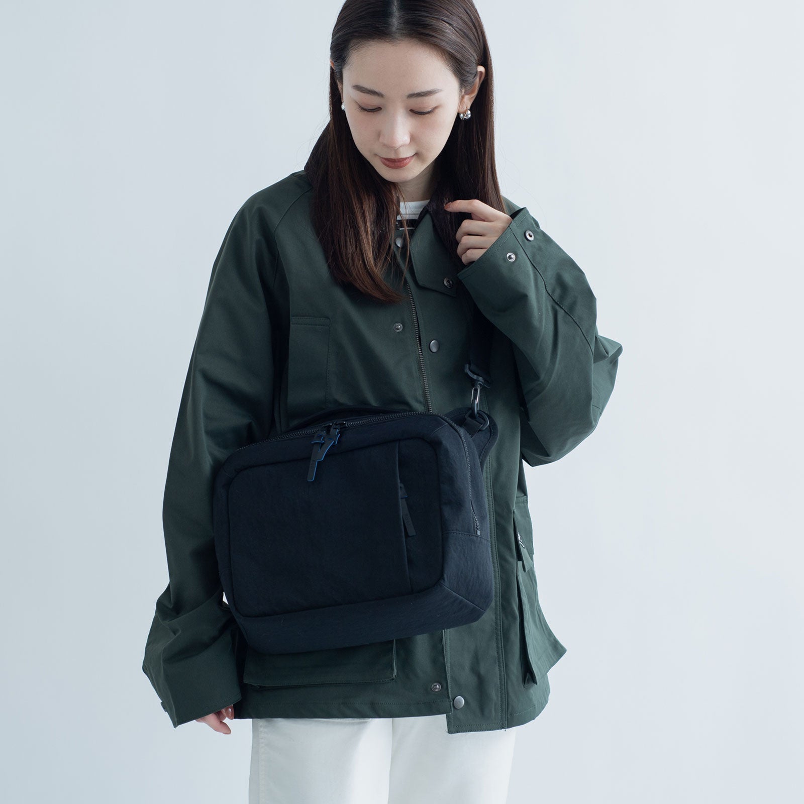 urban cross body(BWB ショルダーバッグ) - Root (ルート)バッグ・鞄通販サイト - ずっと好きなもの、飾らないデザイン -