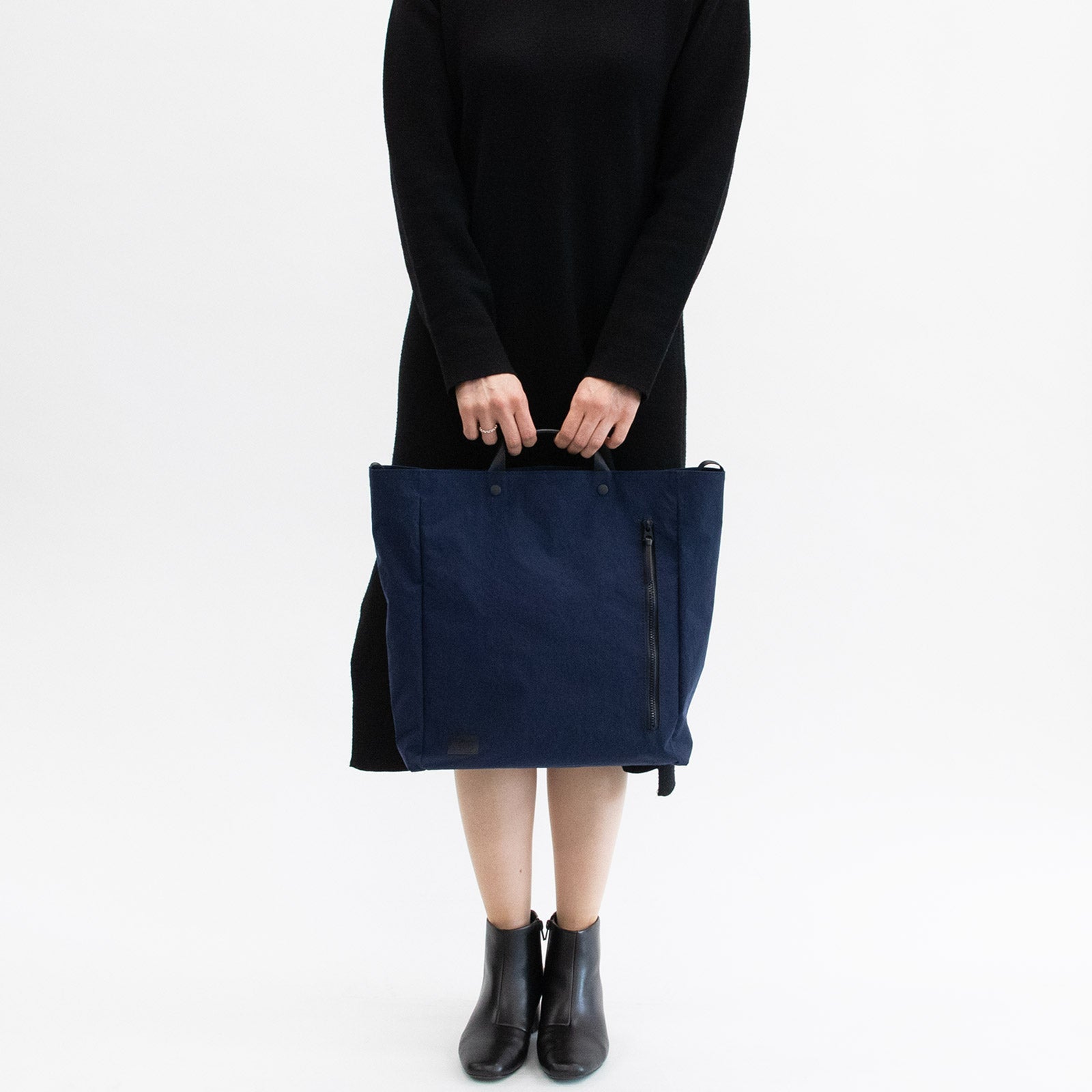 BOXトートKONBU®️(コンブ)ナイロンショルダーバッグ Root<UNISEX>Shoulderbag - Root - ずっと好きなもの、飾らないデザイン -