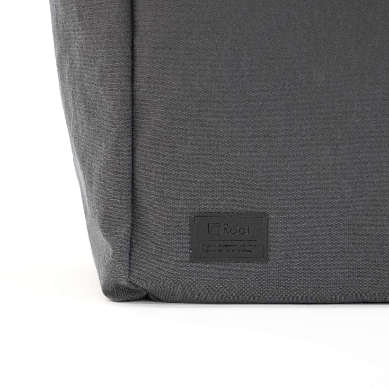 BOXトートKONBU®️(コンブ)ナイロンショルダーバッグ Root<UNISEX>Shoulderbag - Root - ずっと好きなもの、飾らないデザイン -