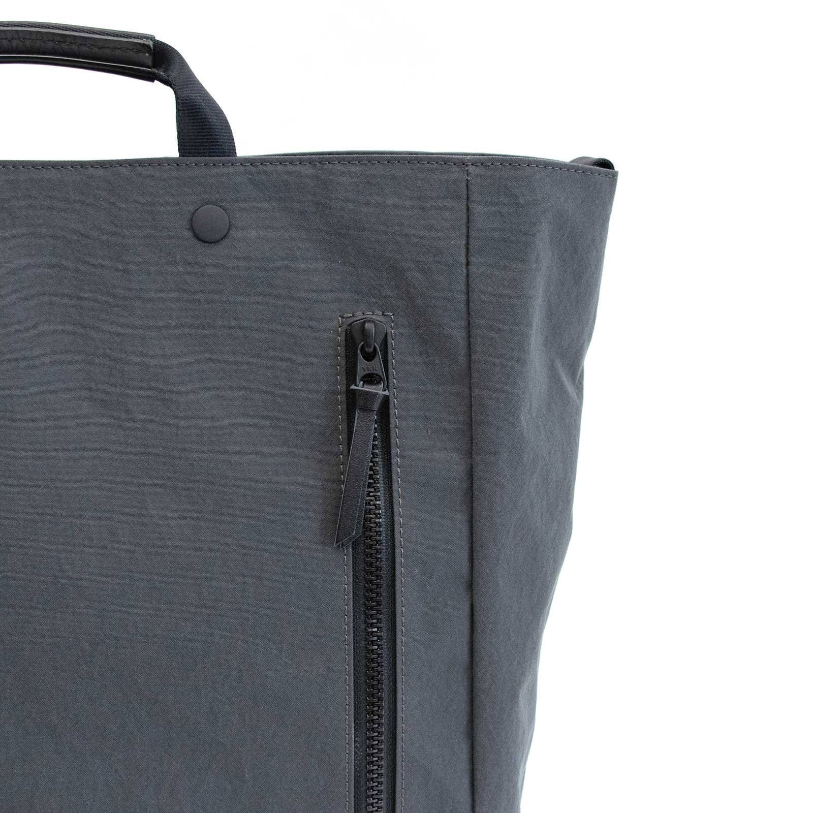 BOXトートKONBU®️(コンブ)ナイロンショルダーバッグ Root<UNISEX>Shoulderbag - Root - ずっと好きなもの、飾らないデザイン -