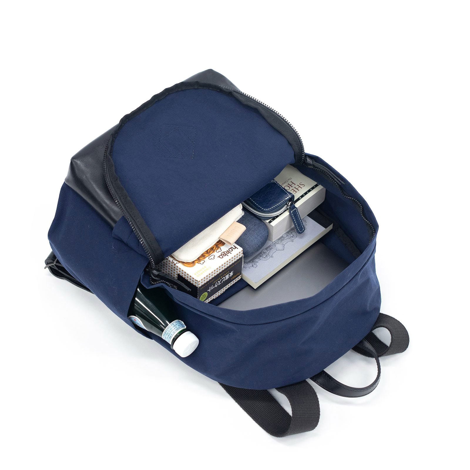 ライトパック 「KONBU®️(コンブ)」ナイロンリュック・デイパック Root<UNISEX>Rucksack - Root - ずっと好きなもの、飾らないデザイン -