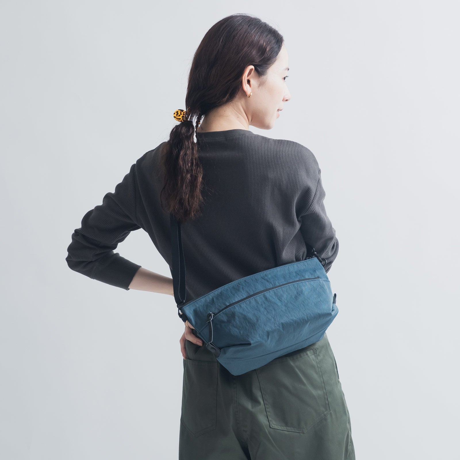 2wayサコッシュ ｜「KONBU®（コンブ）」ツイル｜＜UNISEX＞SACOCHE