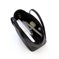 A3petit(レザーショルダーバッグ)Root Shoulderbag - Root (ルート)バッグ・鞄通販サイト - ずっと好きなもの、飾らないデザイン - 