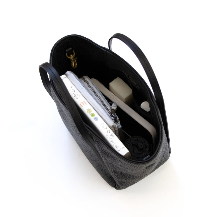 A3petit(レザーショルダーバッグ)Root Shoulderbag - Root (ルート)バッグ・鞄通販サイト - ずっと好きなもの、飾らないデザイン - 