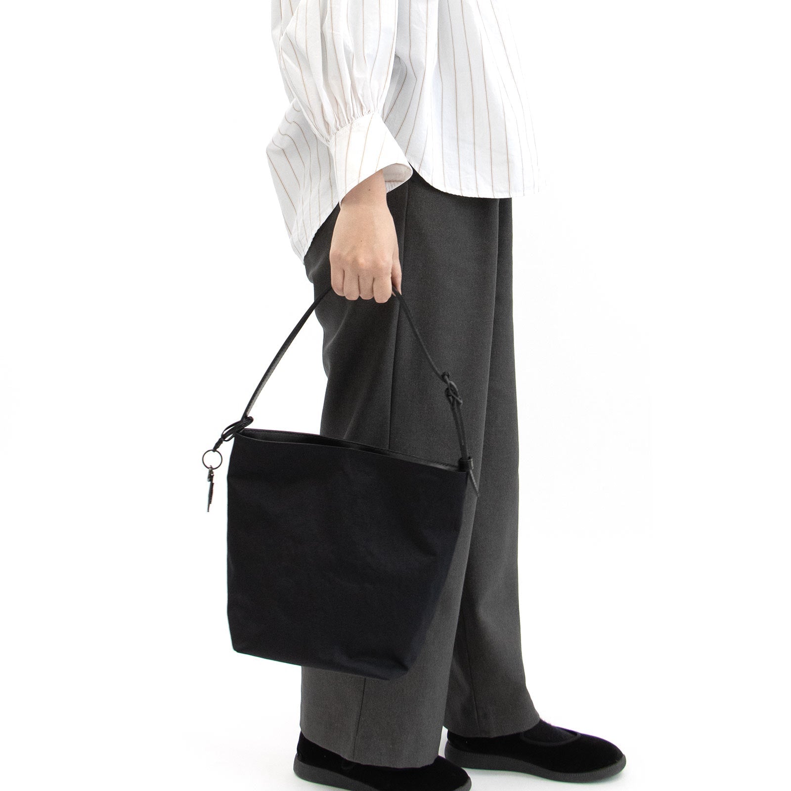 Mellow Shouldertote S「KONBU®️（コンブ）ツイル」｜KONBU®️バッグ（コンブバッグ） - Root (ルート)バッグ・鞄通販サイト - ずっと好きなもの、飾らないデザイン - 