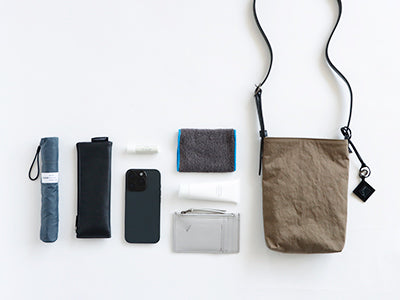 1.5ℓのバッグに入る荷物 Mellow Phoneshoulder