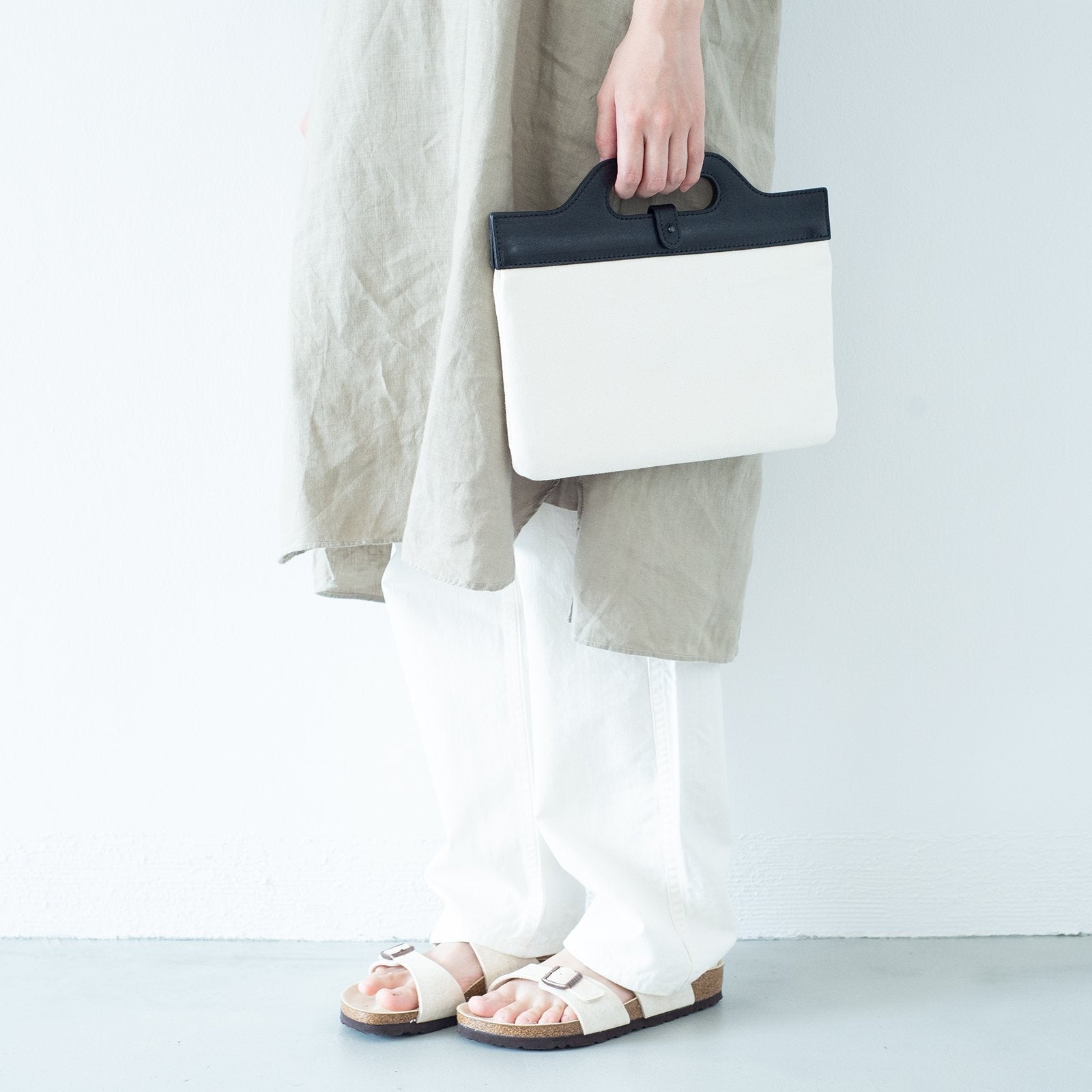 インタブバッグ(クラッチバッグ・タブレットケース)Root＜UNISEX＞Clutchbag - Root (ルート)バッグ・鞄通販サイト - ずっと好きなもの、飾らないデザイン - 