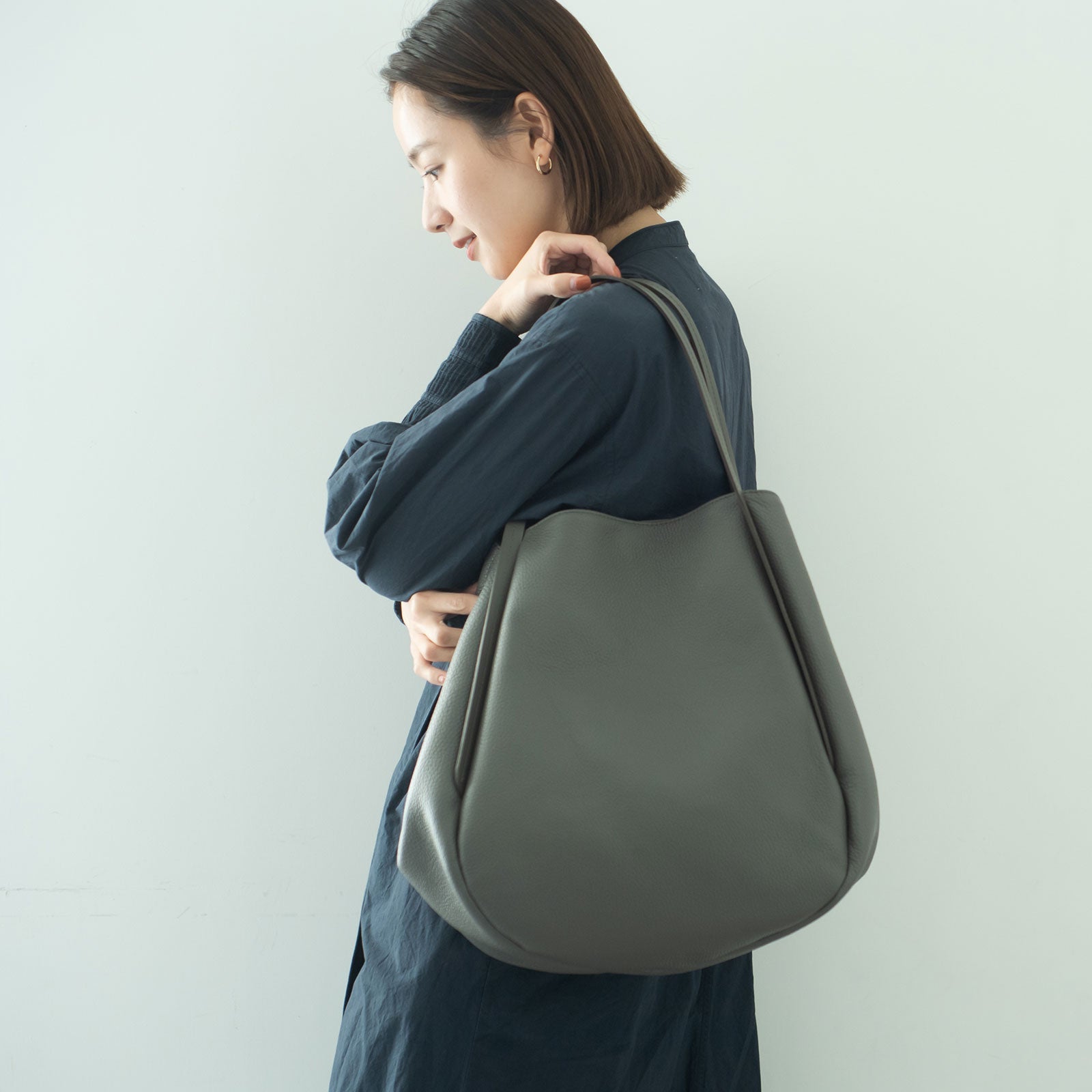 Swing Arkトート - Swing - Root (ルート)バッグ・鞄通販サイト - ずっと好きなもの、飾らないデザイン - 