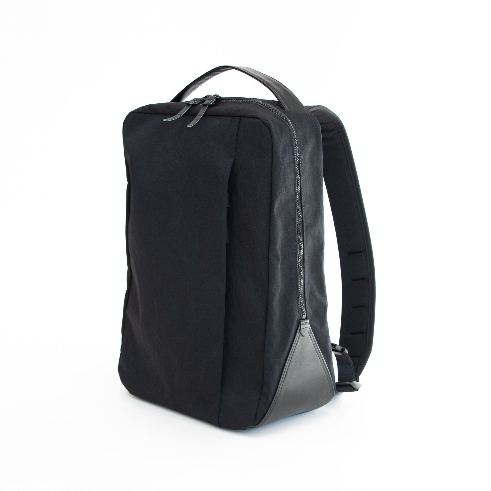 ボックスリュック type2「KONBU®️（コンブ）ツイル」｜KONBU®️バッグ（コンブバッグ） - Root (ルート)バッグ・鞄通販サイト - ずっと好きなもの、飾らないデザイン - 