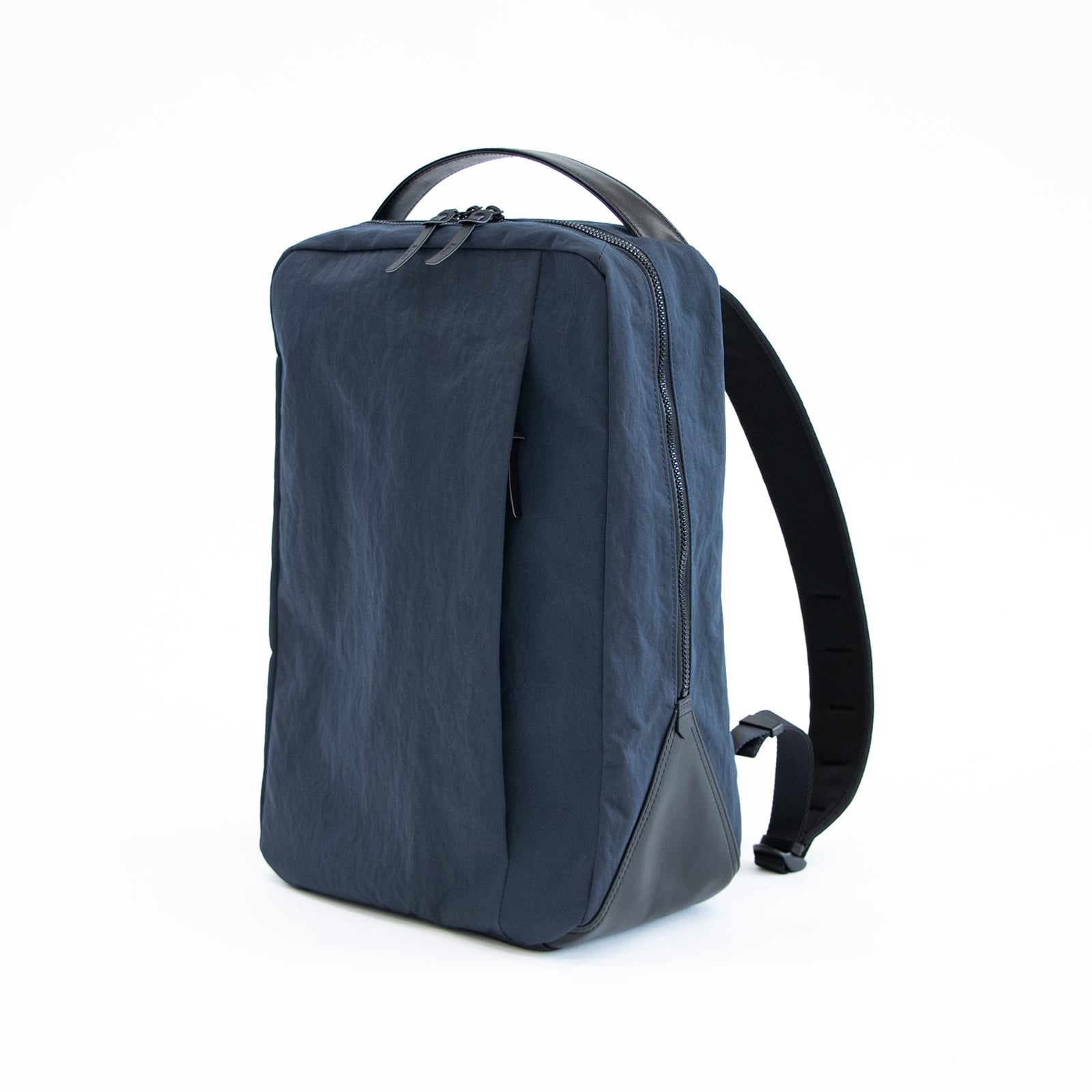 ボックスリュック type2「KONBU®️（コンブ）ツイル」｜KONBU®️バッグ（コンブバッグ） - Root (ルート)バッグ・鞄通販サイト - ずっと好きなもの、飾らないデザイン - 