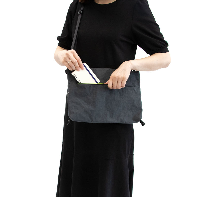 2wayサコッシュ 「KONBU®️（コンブ）」ナイロンサコッシュ Root＜UNISEX＞SACOCHE - Root - ずっと好きなもの、飾らないデザイン -